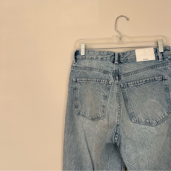 Bershka High Rise Straight Leg Jean Light Wash - Picture 6 of 6